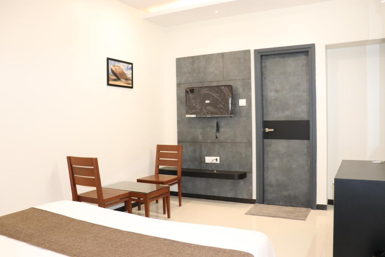 Hotel City Point Phalodi  Zewnętrze zdjęcie